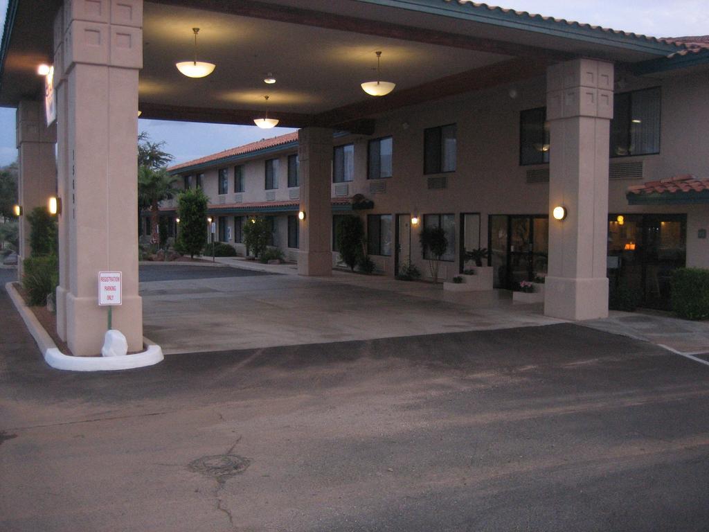 Catalina Inn Екстериор снимка