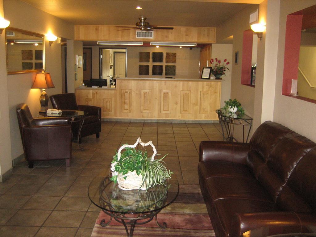 Catalina Inn Екстериор снимка
