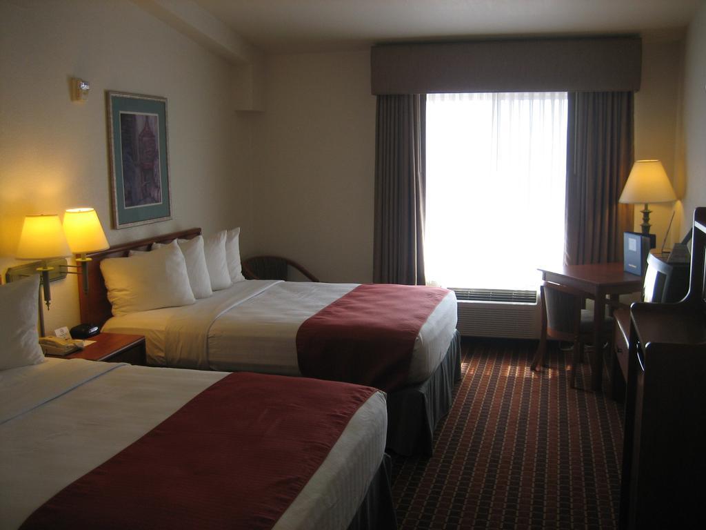 Catalina Inn Стая снимка