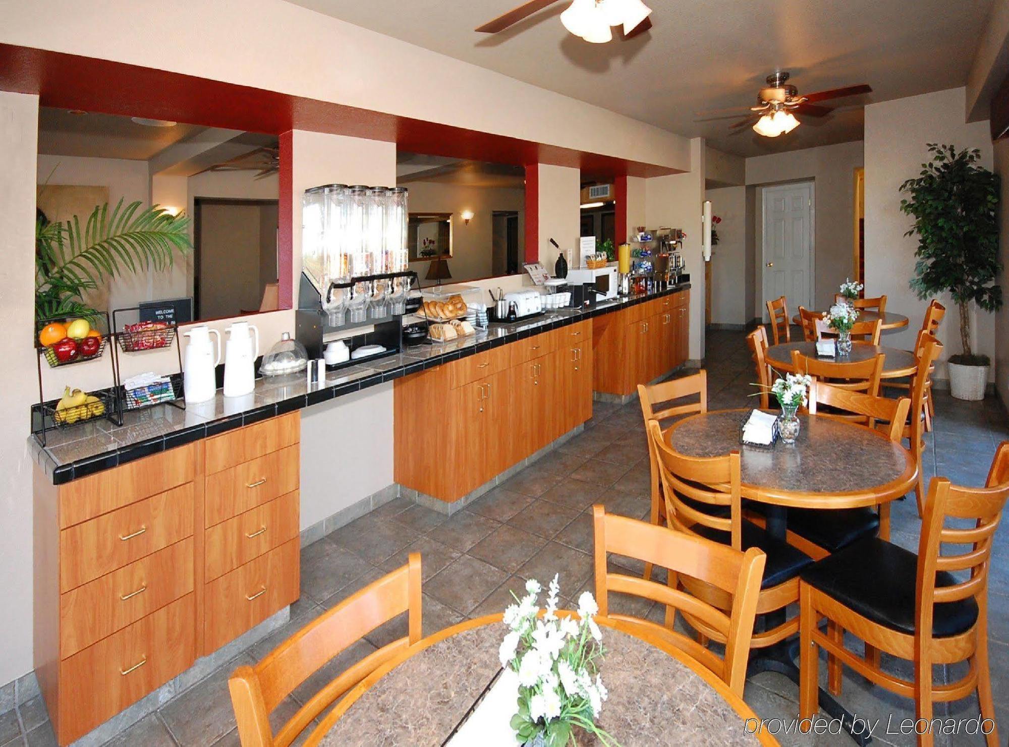 Catalina Inn Ресторант снимка